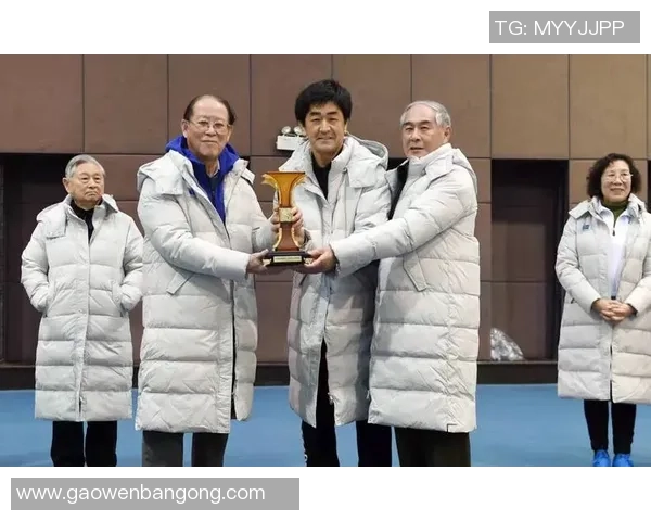 网球盛宴:深入解析上海网球队的战术布局与训练秘籍 网球盛宴:深入解析上海网球队的战术布局与训练秘籍